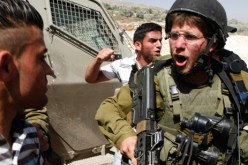 اصابة 10 فلسطينيين في اطلاق نار من قبل القوات الاسرائيلية بالضفة الغربية