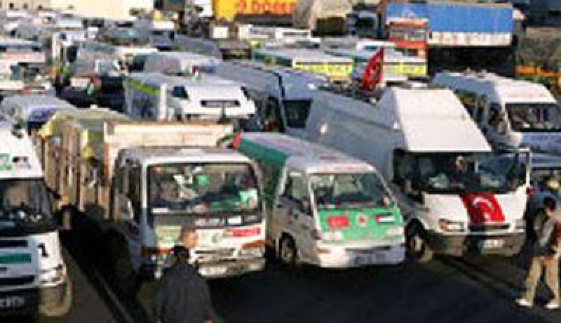 أول قافلة تضامنية للبرلمان العربي ستدخل غزة اليوم الاول من رمضان