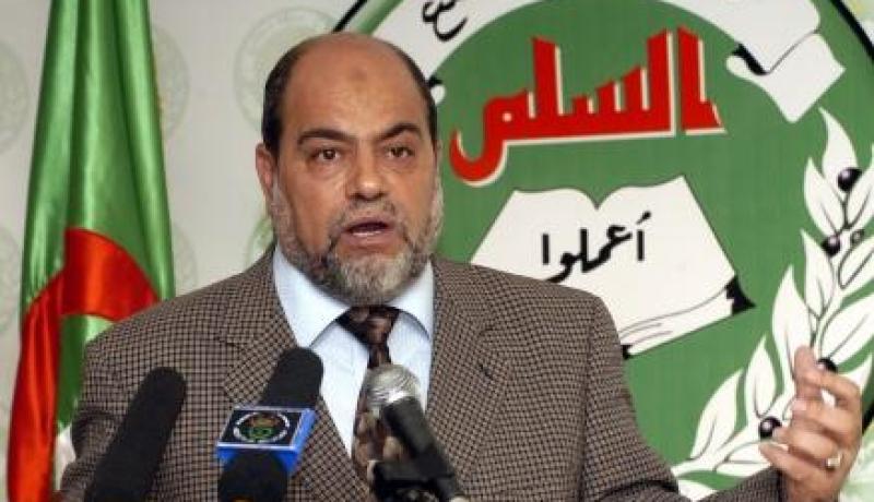 مع الحكومة ظالمة أو مظلومة