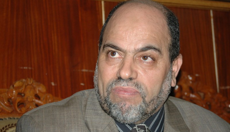 أبو جرة سلطاني يدعو الى مراجعة شاملة للدستور