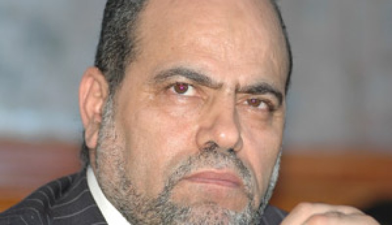 تجمع أم روضة للأطفال؟!