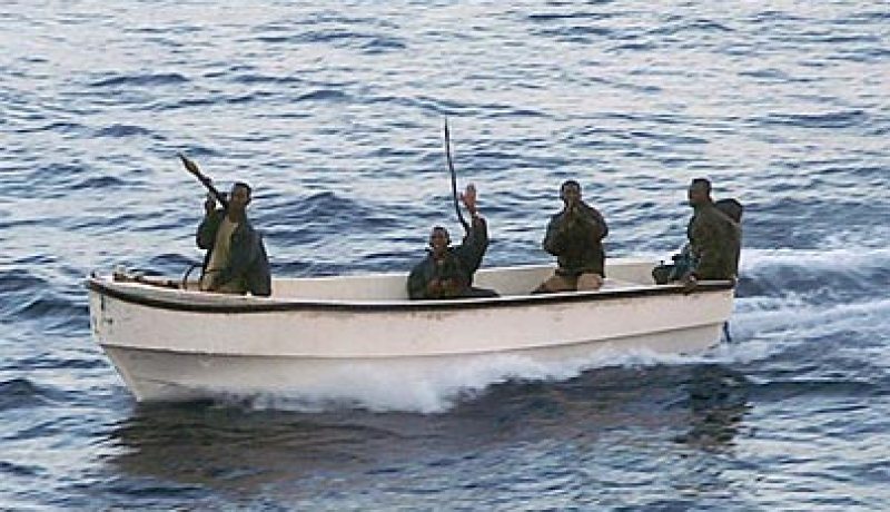 الداخلية اليمنية تعلن عن اختطاف 9 بحارة يمنيين
