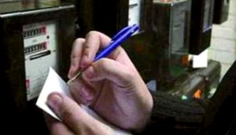 احتجاز عونين لتحصيل مستحقات الكهرباء من طرف مواطنين في أم البواقي