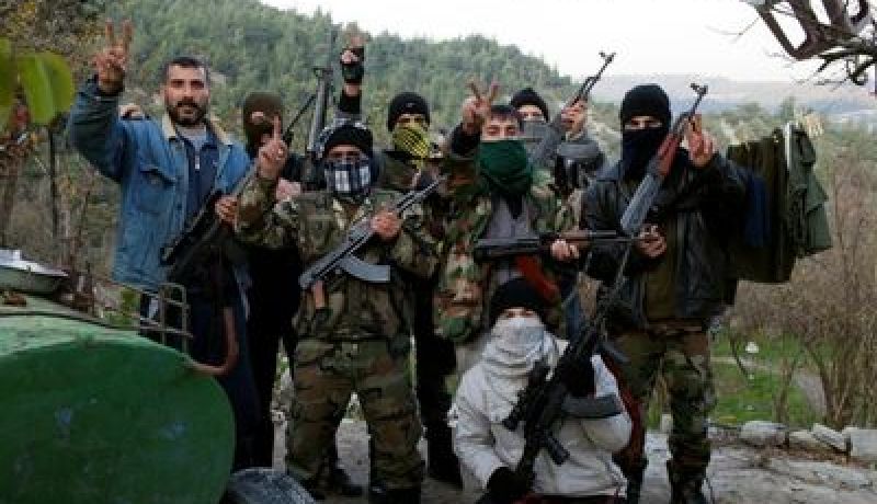 انشقاق 350 عنصر عن جيش الأسد ولجوئهم إلى الأردن