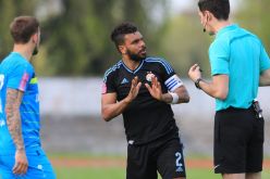 مُحضر “سيباليا” العنصري يتهجم مُجددا على سوداني!!