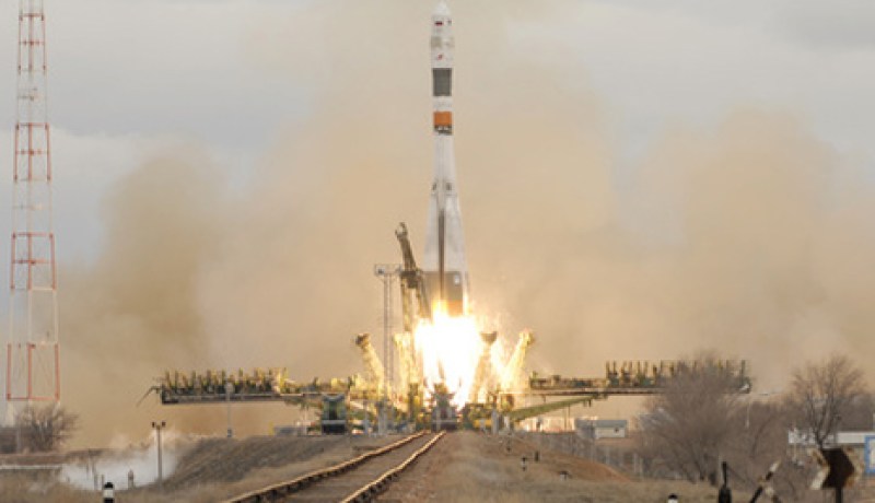 المركبة الروسية “سيوز” تلتحم بنجاح مع محطة الفضاء الدولية