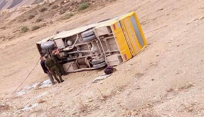 هلاك تلميذ و14 جريحا في حادث انحراف حافلة للنقل المدرسي بلخضارة في سوق أهراس