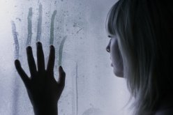 ‮ ‬آلام وذكريات الماضي‮ ‬تلاحقني‮ ‬في‮ ‬منامي‮ ‬ويقظتي