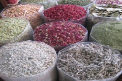 حجز 2.5 طن من التوابل بمركبة دون وثائق بمغنية