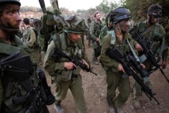 قوات الإحتلال الإسرائيلي تحرق الأراضي الرعوية في منطقة الأغوار الشمالية