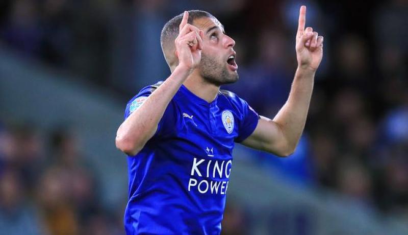 سوانزي وكريستال بالاس يدخلان الصراع على سليماني