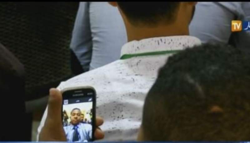 السيلفي والفايسبوك شعار ندوة الطلبة والكفاءات الجامعية للأفلان