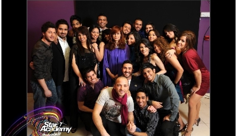 الطبعة السابعة لـ”ستار أكاديمي” تغرق في التفاهة وتتعرى من العادات العربية