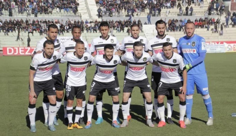 وفاق سطيف يتعادل سلبيا مع المريخ السوداني ويحسم التأهل لدور المجموعات