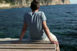 بحاجة لوجهك المبتسم لأنه يبعث شعاع الأمل