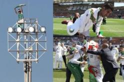 عـشـرات الـمـنـاصـريـن يـقـتـحـمـون أرضـيـة الـمـلـعـب قـبـل الـلـــــقاء