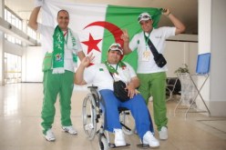 ثلاث سلفيين آنسة ومعاق على كرسي متحرك تنقلوا إلى جـنوب إفريقيا لمســـــاندة محـــــاربـــــي الصحراء