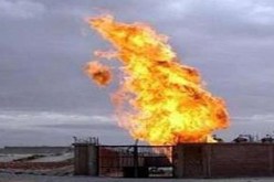 مجموعة مسلحة تفجر خطا لنقل النفط في حمص بسوريا