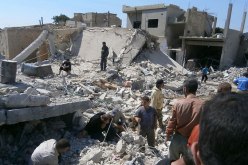مقتل 28 شخصا في غارة لطيران النظام  السوري على سوق في إدلب