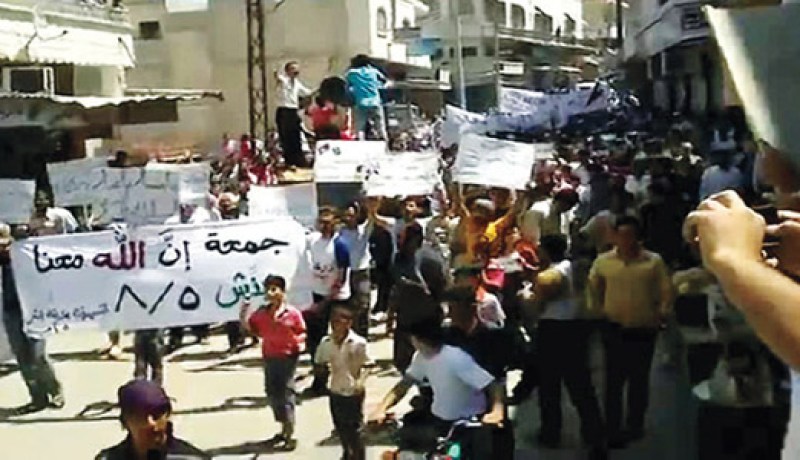 مقتل 12 شخصا من بينهم ستة مدنيين في أعمال عنف بسوريا