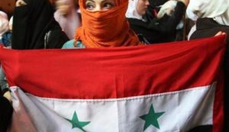 حملة موجة بيضاء في باريس من اجل وقف العنف في سوريا