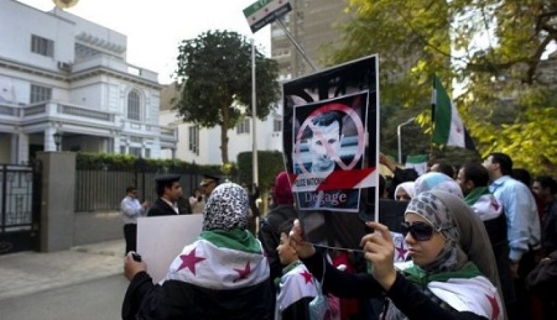 متظاهرون يقتحمون سفارة سوريا في السويد واعتقال 10 أشخاص