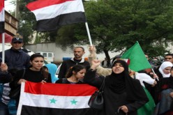 تظاهرة في الجزائر احتجاجا على القمع في سوريا