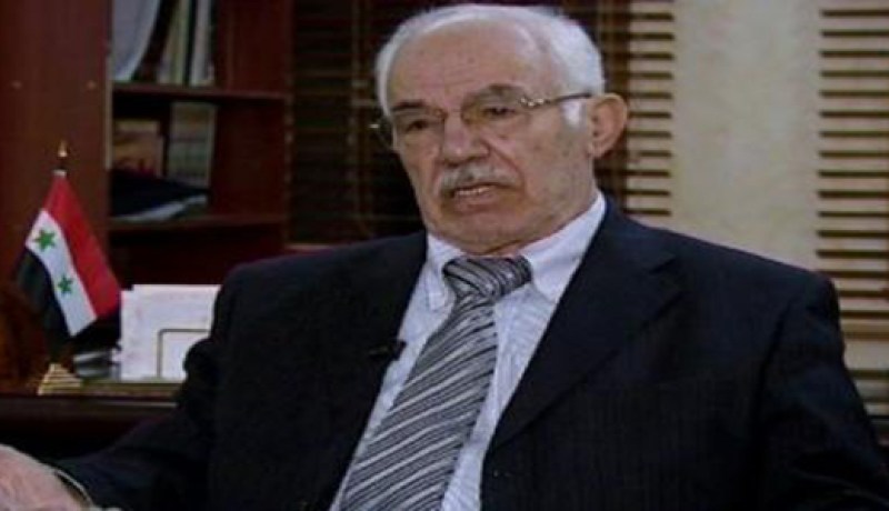 معارض سوري: الأولوية الآن لوقف العنف لا للدستور الذي تصيغه السلطات