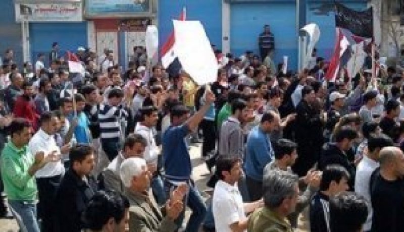 موجة اعتقالات واطلاق نار في حمص السورية