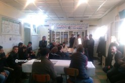 أولياء تلاميذ يحاصرون مكتب “الكناباست” بتيزي وزو ويطالبون بوقف الإضراب