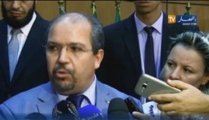 محمد عيسى يبرّر تأخير أول محرم ويكشف السبب الحقيقي لاعتقال عناصر من الطائفة الأحمدية