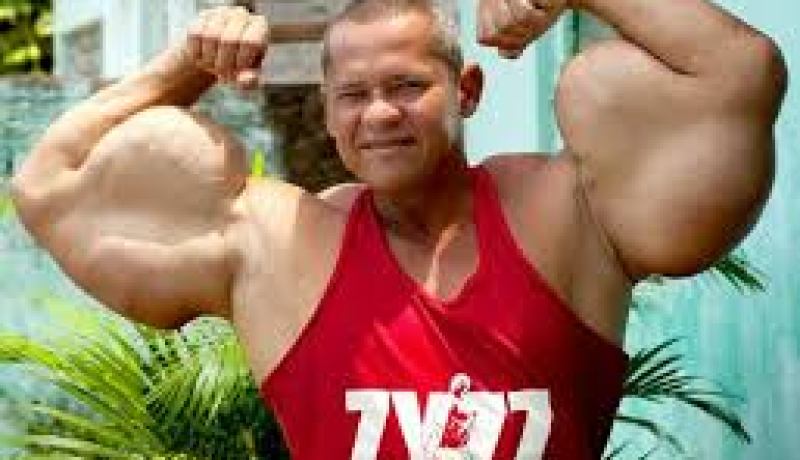 بالفيديو شاهد كمال الأجسام لعجوز إسباني