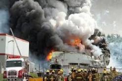 بالفيديو .. عشرات المصابين في انفجارات بسوق للألعاب النارية في المكسيك