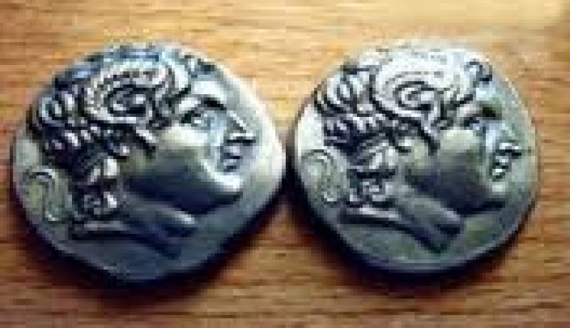 الأردن تضبط آثارا مهربة من سوريا