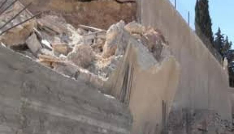 هلاك طفلة عقب انهيار جدار بمنطقة بلعايبة بالمسيلة