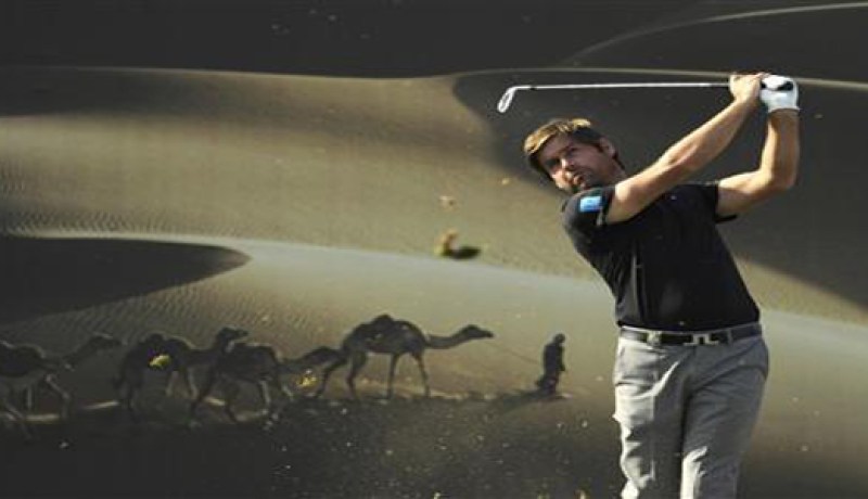 روك يفوز بلقب بطولة أبوظبي للغولف بعد تراجع أداء وودز