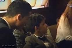 بالفيديو ابن رونالدو من مشجعي ميسي