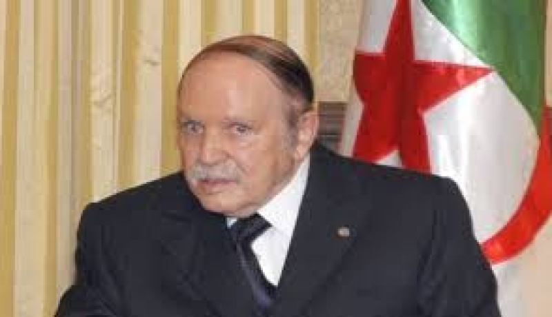 بوتفليقة يستقبل السفير الجديد لسلطنة عمان في الجزائر