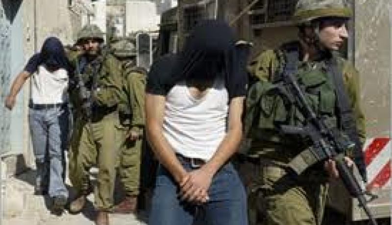 قوات الاحتلال الإسرائيلي تعتقل 3 فلسطينيين بنابلس و تطلق النار على زوارق الفلسطينيين بغزة