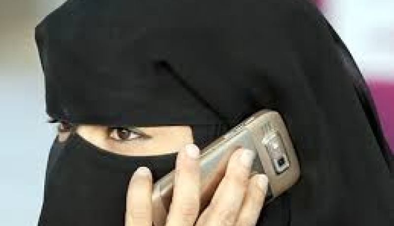 كويتية تبحث عن زوج لتتفاجأ بجارها الستيني
