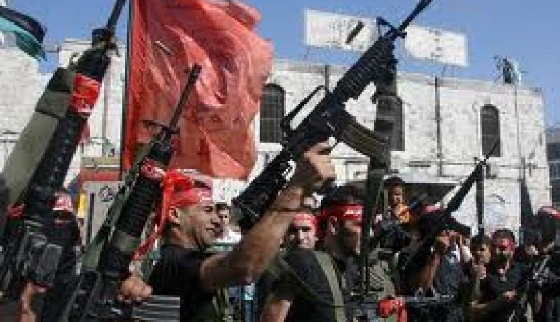 الجبهة الشعبية القيادة العامة تطالب الاسد بالاعتذار عن قصف مخيم اليرموك