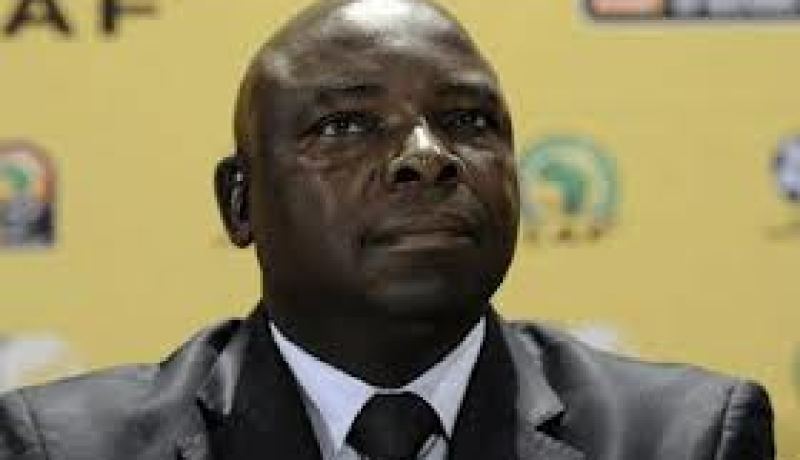 رفع العقوبة عن نيماتانداني و4 مسؤولين آخرين من طرف اتحاد جنوب افريقيا لكرة القدم