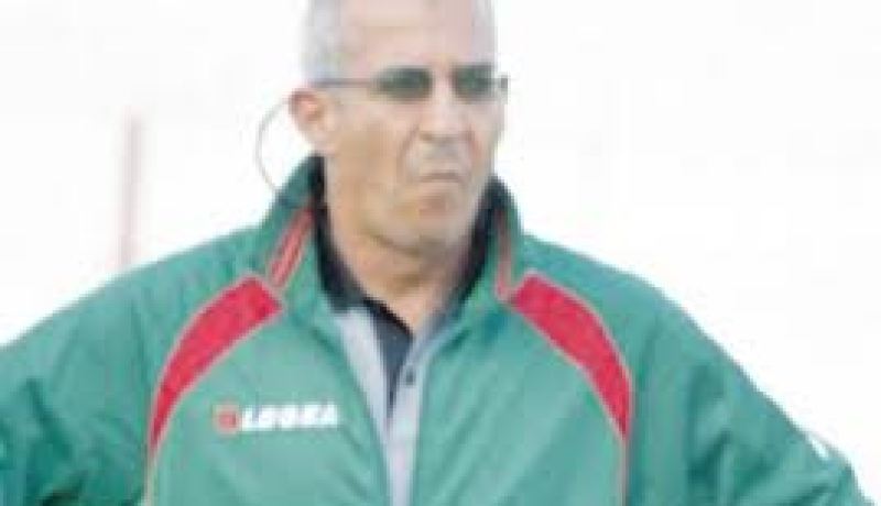 بن شادلي يستقيل من مولودية وهران وشريف الوزاني مرشح لخلافته