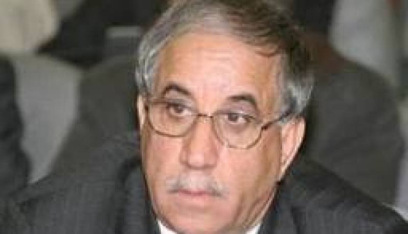 خذري يقدم عرضا حول قانون المعاشات العسكرية أمام اللجنة المختصة بمجلس الأمة