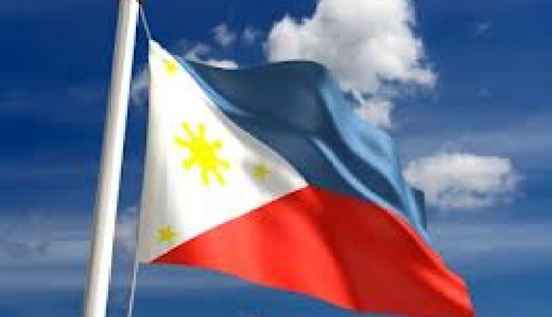 الحكومة الفلبينية تستأنف محادثات السلام مع المتمردين اليساريين عبر مسار خاص
