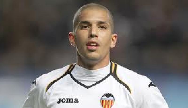 اكتمال تعداد ''الخضر'' بالتحاق سفيان فغولي