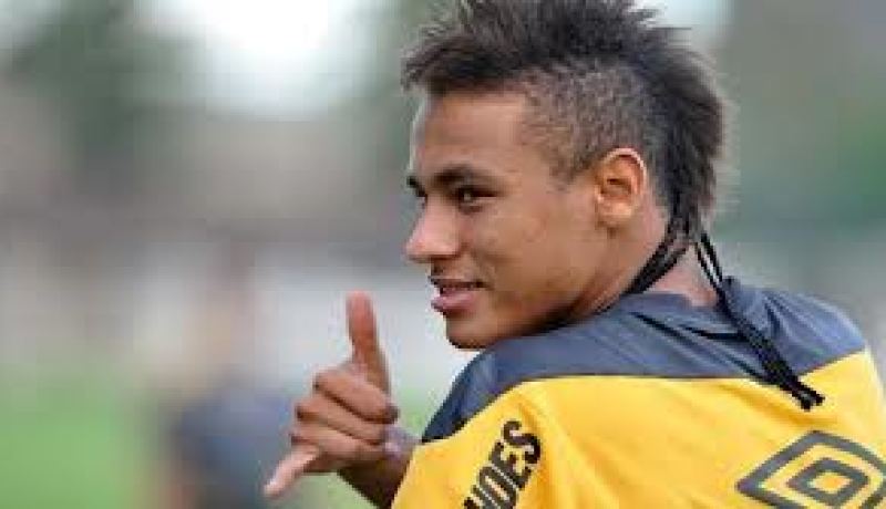 بيريز مستعد لدفع 100 مليون مقابل نيمار