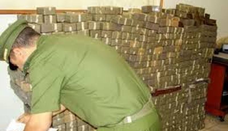 حجز 1.168 كلغ من الكيف و توقيف مهربين إثنين للمخدرات بتلمسان