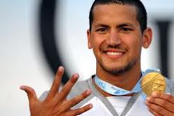 الملولي يهدي العرب ثاني ذهبية 10 كلم سباحة