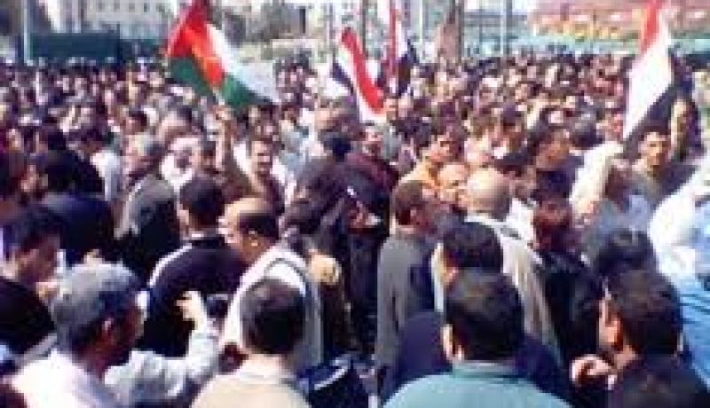 مظاهرات حاشدة في عدة مدن عراقية للمطالبة بإصلاحات واسعة في البلاد
